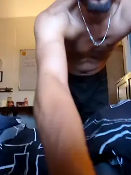 Snapshot of _IRRESISTIBLE_ chatting on 02/15/25, 12:43 IRRESISTIBLE online show from 02/15/25, 12:43