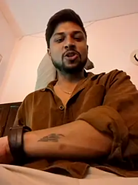  IRRESISTIBLE  online show from 04/29/26, 04:55