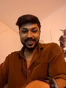  IRRESISTIBLE  online show from 05/17/26, 02:57