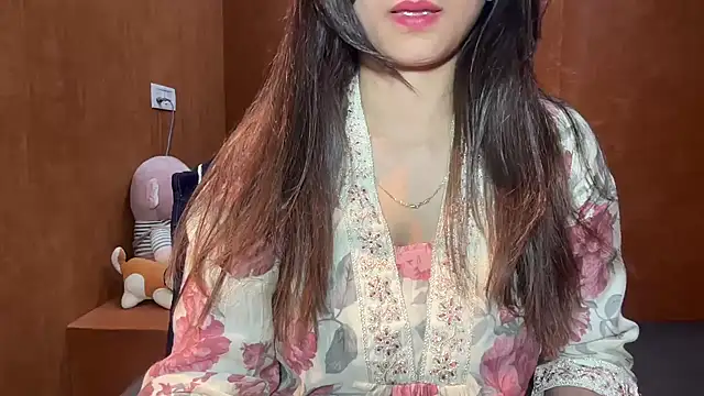 riya stream online show from 02/16/26, 05:36