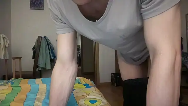 Lamonteik online show from 11/15/25, 09:32