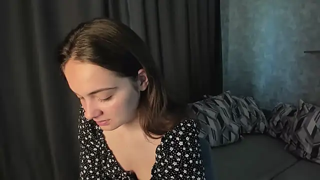 KristinaLoison online show from 05/20/26, 09:48