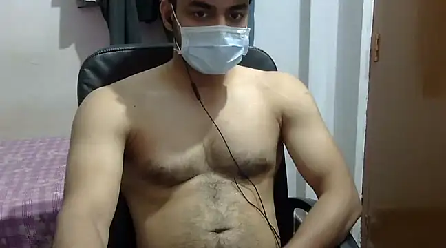 Snapshot of sukku3 chatting on 12/14/24, 10:02 sukku3 online show from 12/14/24, 10:02