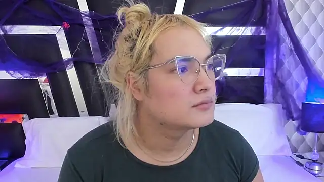 katya kozlov online show from 11/02/25, 03:53