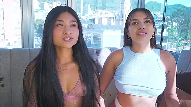 aisha es online show from 09/13/25, 09:03