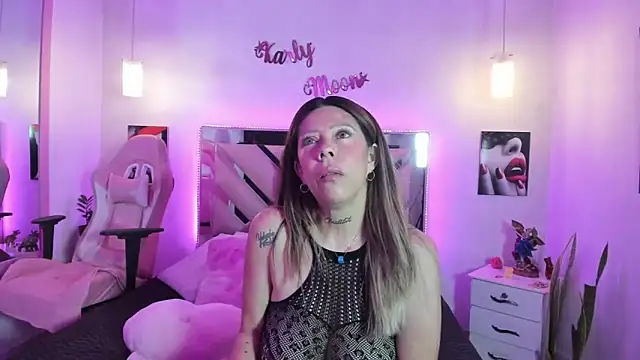 Karly moon online show from 05/31/26, 10:11