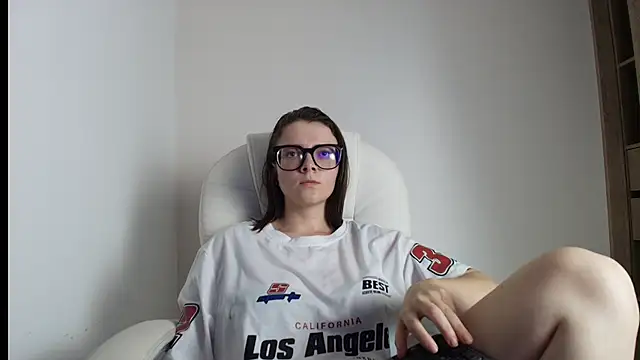 Snapshot of Arya_starrk chatting on 03/06/25, 03:24 Arya starrk online show from 03/06/25, 03:24