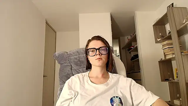 Snapshot of Arya_starrk chatting on 10/01/25, 02:56 Arya starrk online show from 10/01/25, 02:56