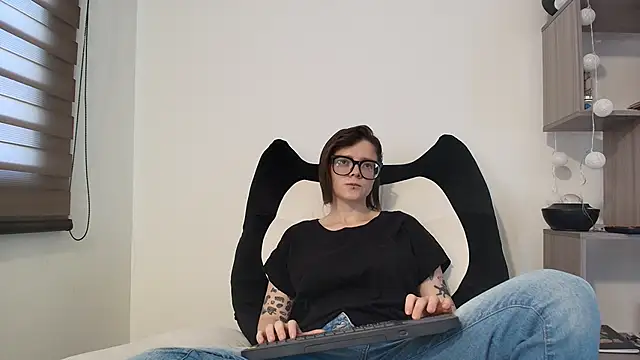 Arya starrk online show from 03/13/26, 02:23