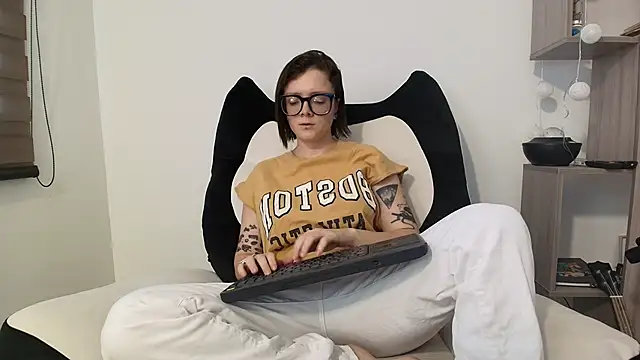 Arya starrk online show from 03/20/26, 03:17