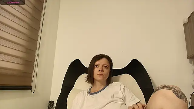 Arya starrk online show from 04/16/26, 02:18