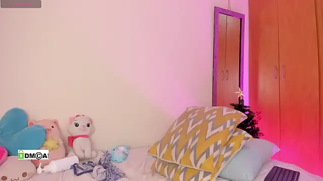 olivia  s online show from 01/04/25, 03:50