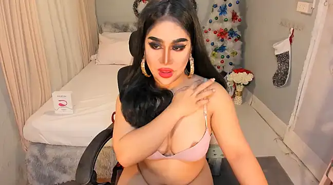 RavennaMiller online show from 12/19/24, 12:23