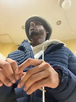 Snapshot of dingoding chatting on 02/19/25, 06:11 dingoding online show from 02/19/25, 06:11