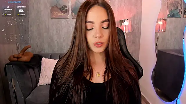 MelanieHudson  online show from 02/25/25, 12:47