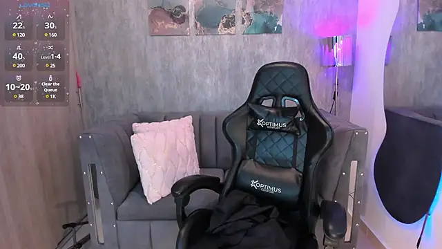 MelanieHudson  online show from 03/21/25, 10:28