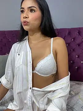 MauraGray online show from 09/27/25, 08:47