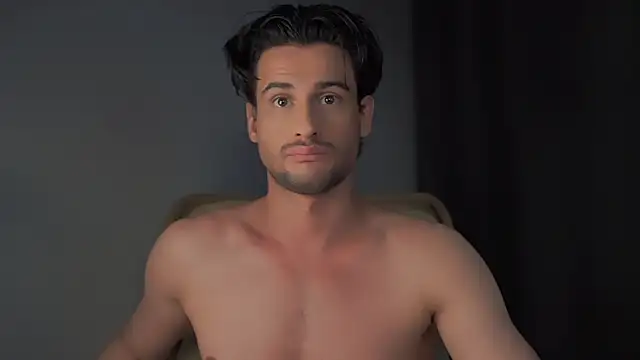 Snapshot of Keen___Luckystrike chatting on 12/08/24, 03:10 Keen Luckystrike online show from 12/08/24, 03:10