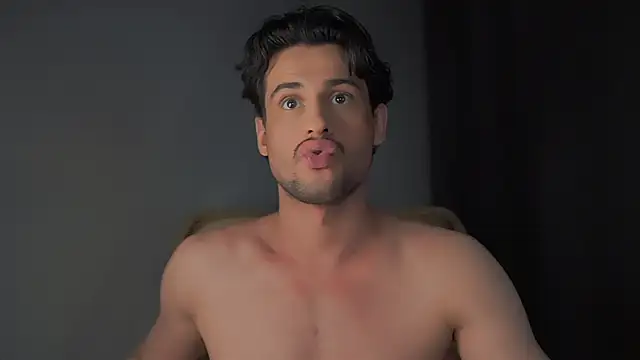 Snapshot of Keen___Luckystrike chatting on 12/08/24, 11:29 Keen Luckystrike online show from 12/08/24, 11:29