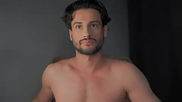 Snapshot of Keen___Luckystrike chatting on 12/18/24, 02:28 Keen Luckystrike online show from 12/18/24, 02:28