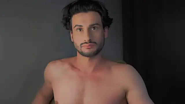 Snapshot of Keen___Luckystrike chatting on 01/08/25, 02:14 Keen Luckystrike online show from 01/08/25, 02:14