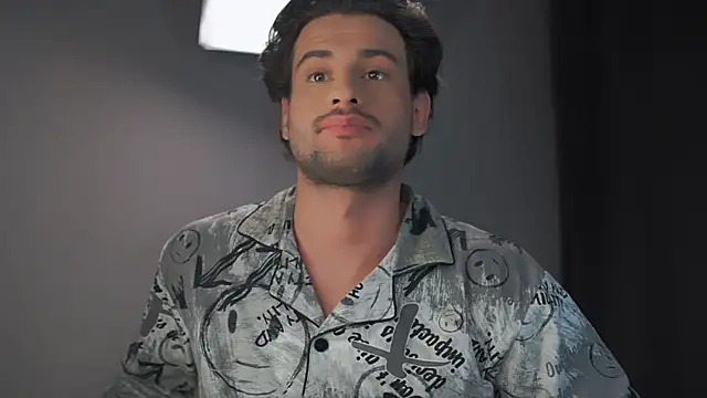 Snapshot of Keen___Luckystrike chatting on 02/08/25, 08:42 Keen Luckystrike online show from 02/08/25, 08:42