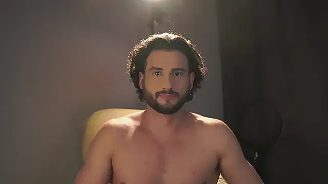 Snapshot of Keen___Luckystrike chatting on 11/30/25, 06:45 Keen Luckystrike online show from 11/30/25, 06:45