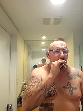 Littledick007007 online show from 12/22/25, 11:40