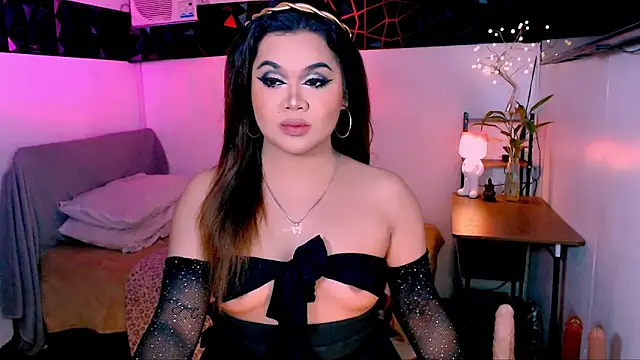 Snapshot of asiankatyhuge chatting on 10/03/25, 11:46 asiankatyhuge online show from 10/03/25, 11:46