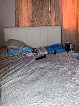 Mya And Davidd online show from 02/04/25, 09:20