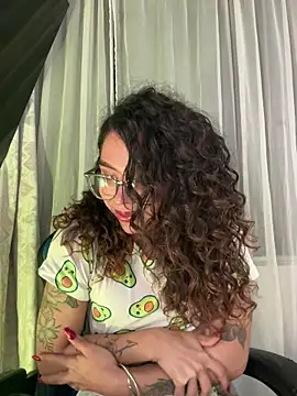 Samantha Bernardo online show from 02/07/26, 03:10