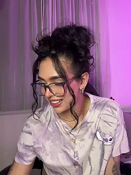 Samantha Bernardo online show from 05/26/26, 03:13