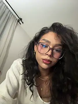 Samantha Bernardo online show from 07/29/26, 05:05