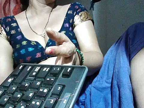 RukminiNew online show from 07/13/26, 06:44