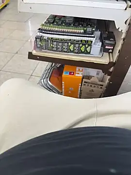 buri232 online show from 02/28/25, 12:42