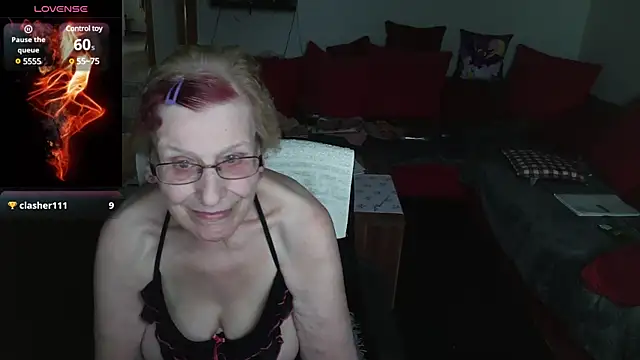 HeisseomaOriginal online show from 02/23/25, 08:17