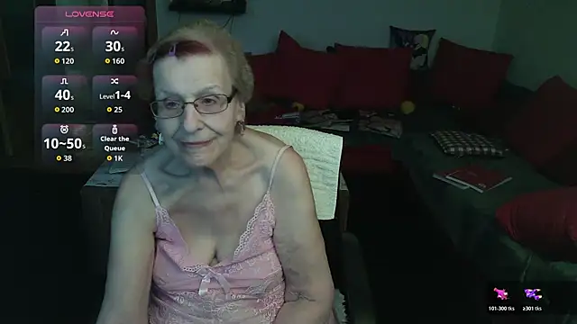 HeisseomaOriginal online show from 01/12/26, 08:19