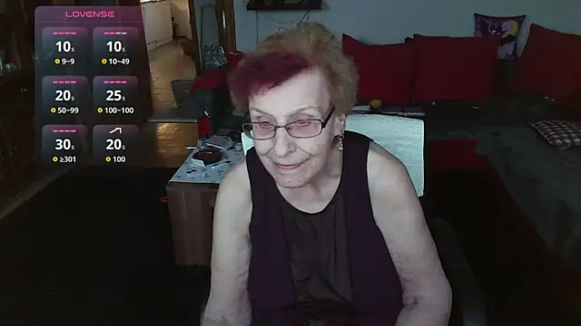 HeisseomaOriginal online show from 02/08/26, 08:07