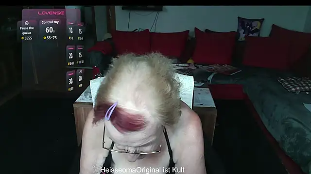 Snapshot of HeisseomaOriginal chatting on 07/22/26, 07:11 HeisseomaOriginal online show from 07/22/26, 07:11