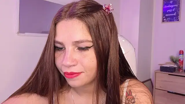 bluee hazell online show from 02/19/26, 11:50