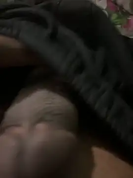 Snapshot of Ieatboth chatting on 11/06/25, 03:02 Ieatboth online show from 11/06/25, 03:02