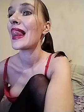 Snapshot of AimeeFair chatting on 03/10/25, 04:57 AimeeFair online show from 03/10/25, 04:57