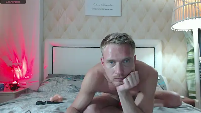 redheadxxl online show from 10/23/25, 10:25