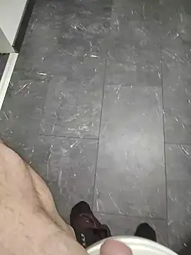 Andy7430 online show from 12/04/24, 01:31