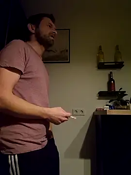 Mjn34 online show from 11/26/25, 06:36