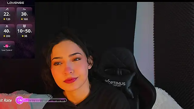 Snapshot of rosario215B chatting on 12/17/24, 04:34 rosario215B online show from 12/17/24, 04:34