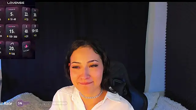 Snapshot of rosario215B chatting on 01/06/25, 06:14 rosario215B online show from 01/06/25, 06:14