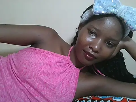 Snapshot of sexyjanett chatting on 05/01/26, 03:05 sexyjanett online show from 05/01/26, 03:05