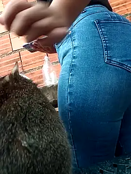 ValeriaSantos- online show from 02/11/25, 12:05