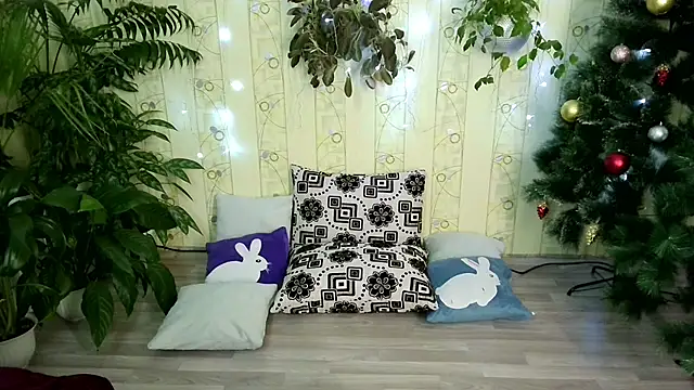 Snapshot of pink_dawn chatting on 12/14/24, 03:36 pink dawn online show from 12/14/24, 03:36